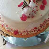 Tort Profiterol cu Vanilie